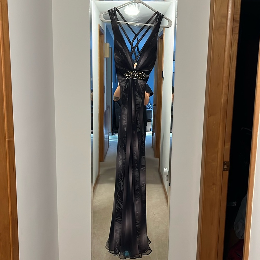 Cache Formal Dress